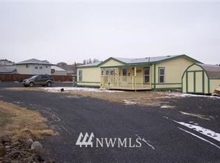 5325 Crystal Springs Dr NE, Moses Lake, WA 98837
