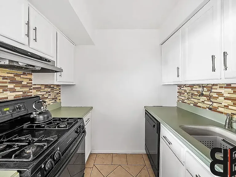 496 Lexington Ave #Penthouse 1 — Photo 6