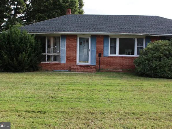 111 Elm St, Chestertown, MD 21620
