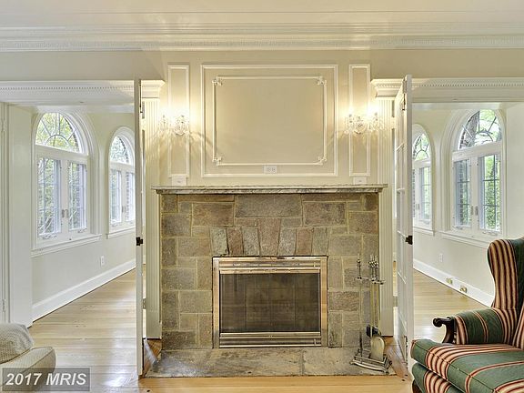 5th image of 3843 Massachusetts Ave NW