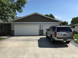 5264 145th St W, Apple Valley, MN 55124