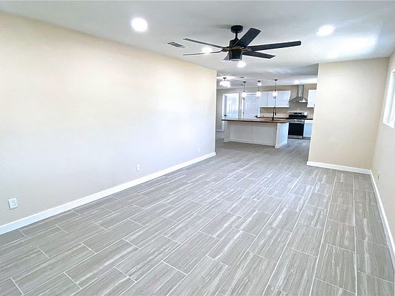 4th image of 1306 Grandon Dr