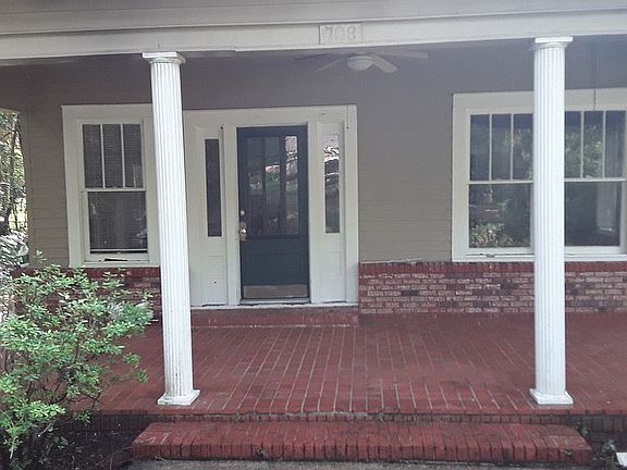 3rd image of 709 Northwest Ave