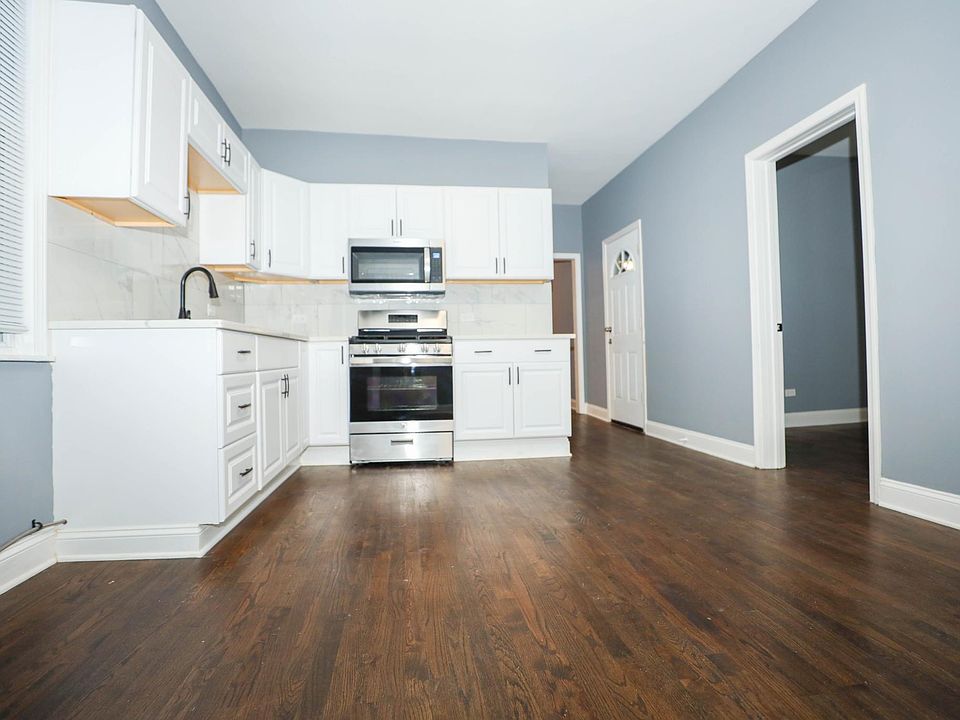 1st image of 5424 W 25th Pl #2