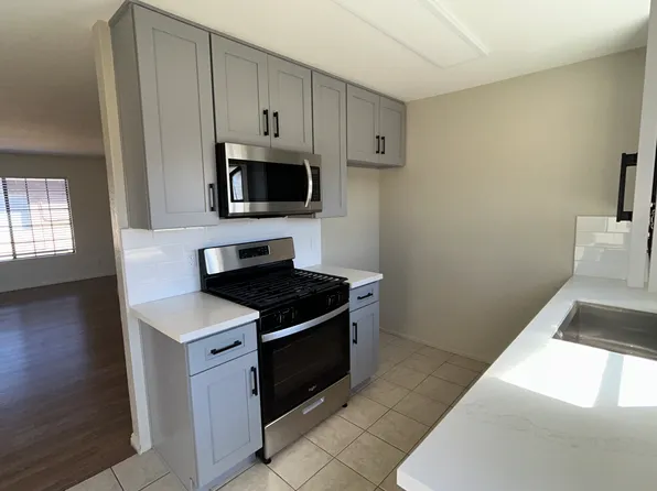 220 S Marguerita Ave #B, Alhambra, CA 91801