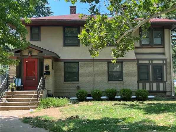 323 W 51st St, Kansas City, MO 64112