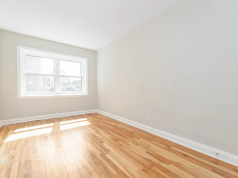 255 Metcalfe St — Photo 93