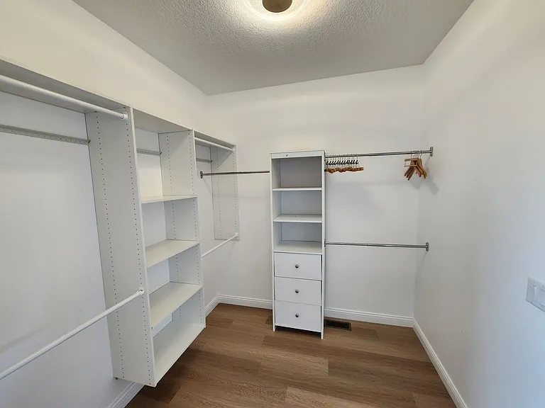 6817 Timber Ct — Photo 23