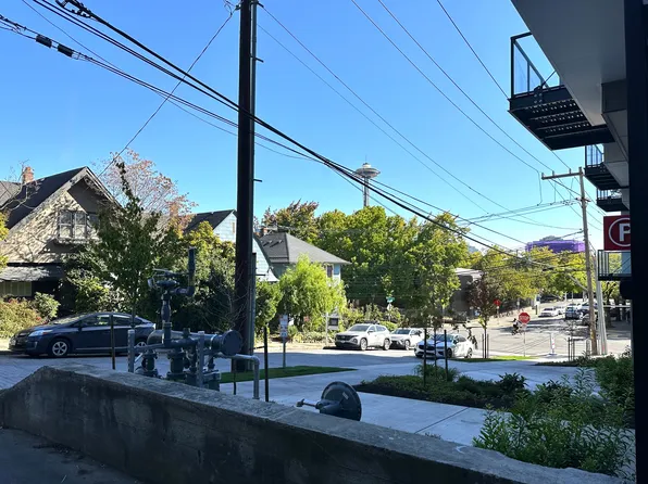 715 Warren Ave N, Seattle, WA