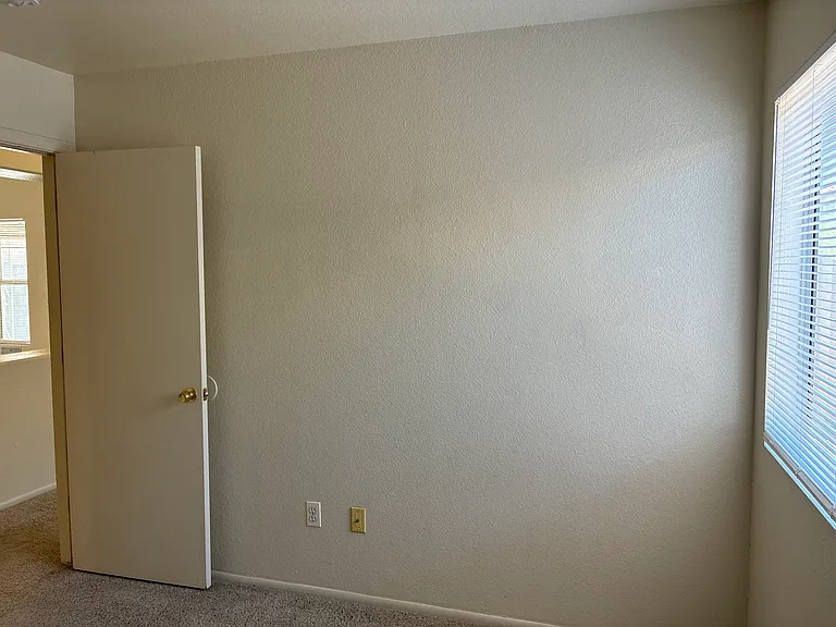 10523 W Windsor Blvd — Photo 26