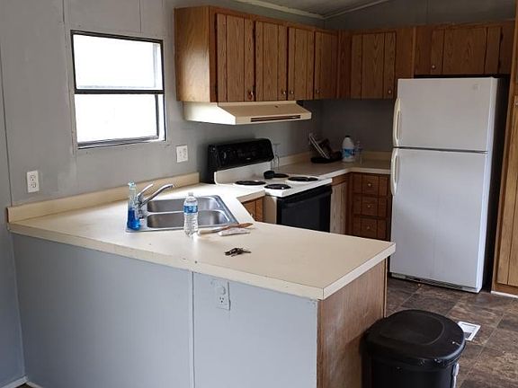 Kitchen area..