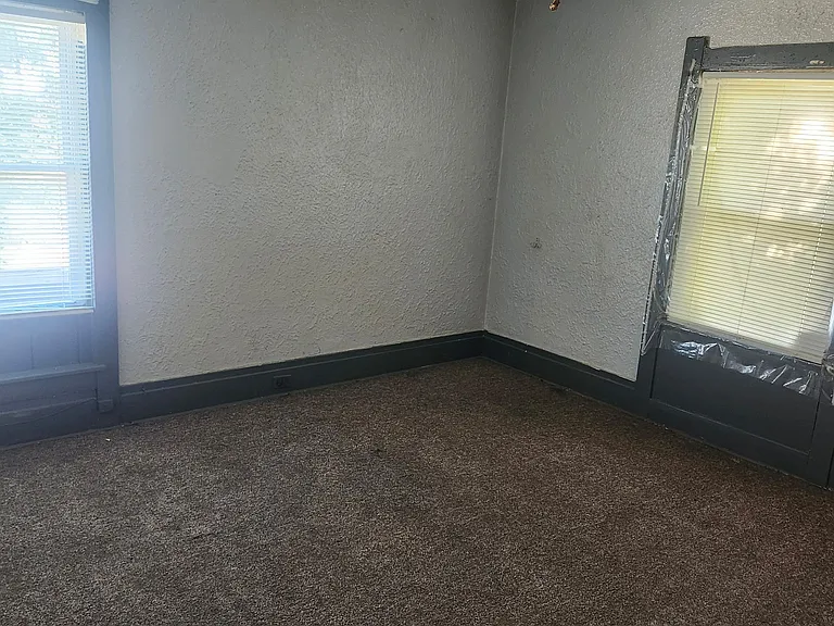 220 Highland St #2A — Photo 3
