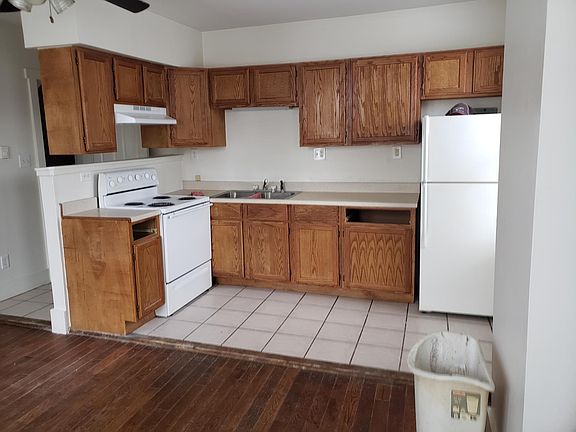 3rd image of 24A N Mulberry St