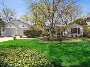 244 Churchill St, Northfield, IL 60093