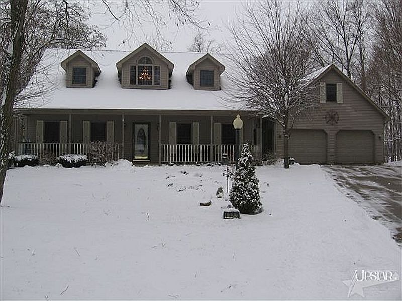 1st image of 1033 N Greenbriar Dr