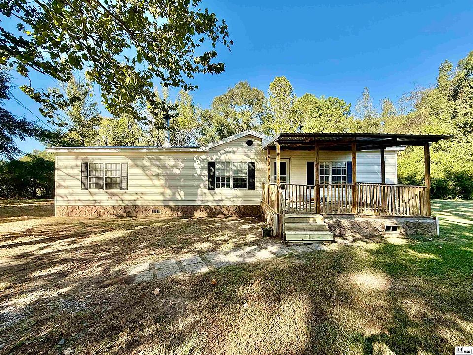 1st image of 848 Yellow Pine Rd