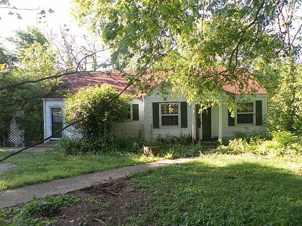 1st image of 1226 Kermit Dr