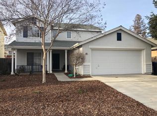 1027 Sparrow Hawk Ln, Patterson, CA 95363