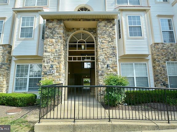 2nd image of 5947 Founders Hill Dr Unit 304