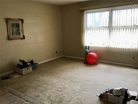 4th image of 394 Orland Rd