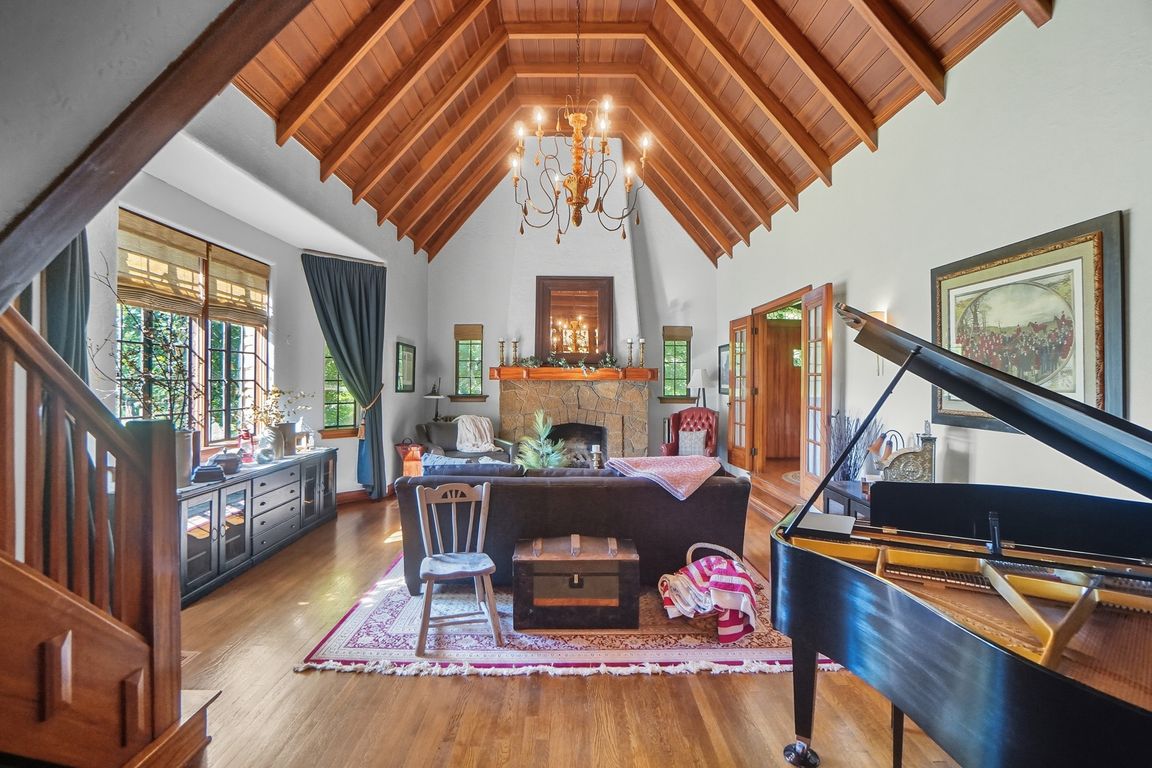 next background image