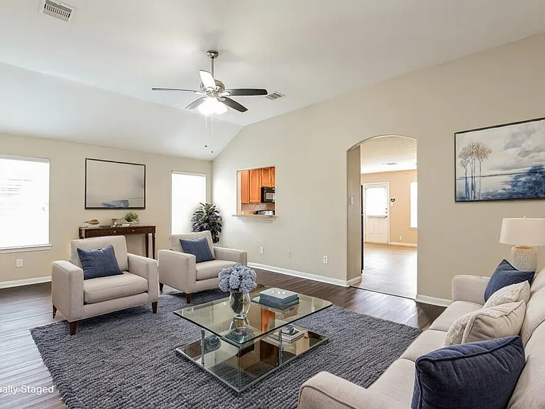 4018 Falvel Shadow Creek Dr — Photo 4