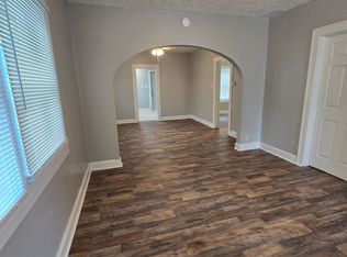 2813 W 10th St, Indianapolis, IN