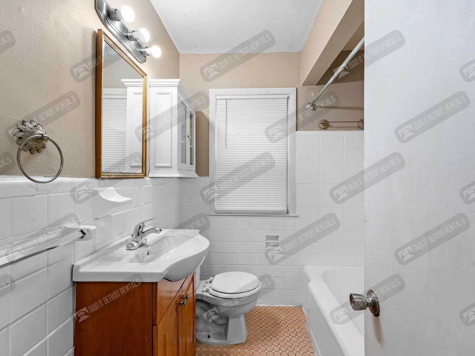 Single Family 3B — Photo 3