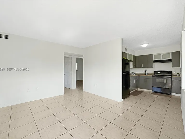 510 NW 24th Ave #24 — Photo 3