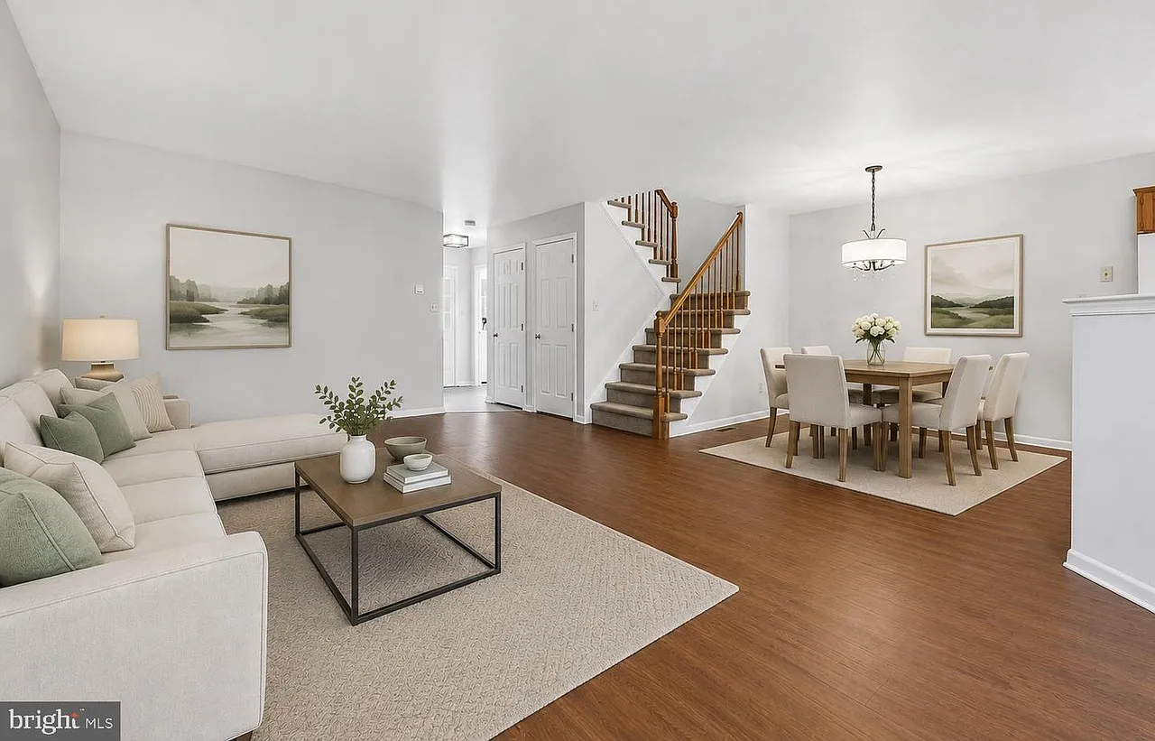 4 bed, 1578 sqft, $2,975 — Photo 2