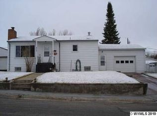 317 Ryan St, Rawlins, WY 82301