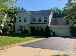 3272 Victoria Ln, Waukegan, IL 60087