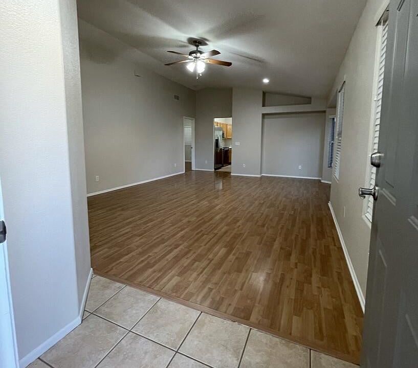 1st image of 3050 W Abraham Ln