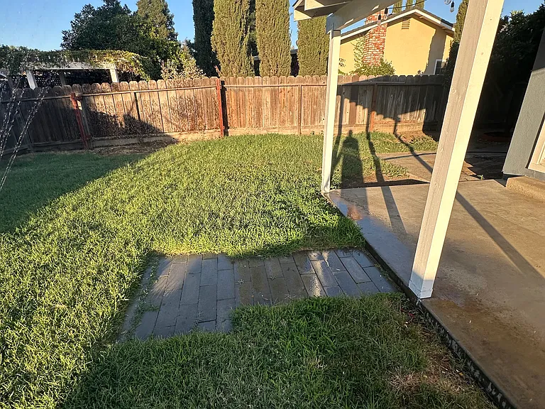 621 Tammi Way — Photo 10