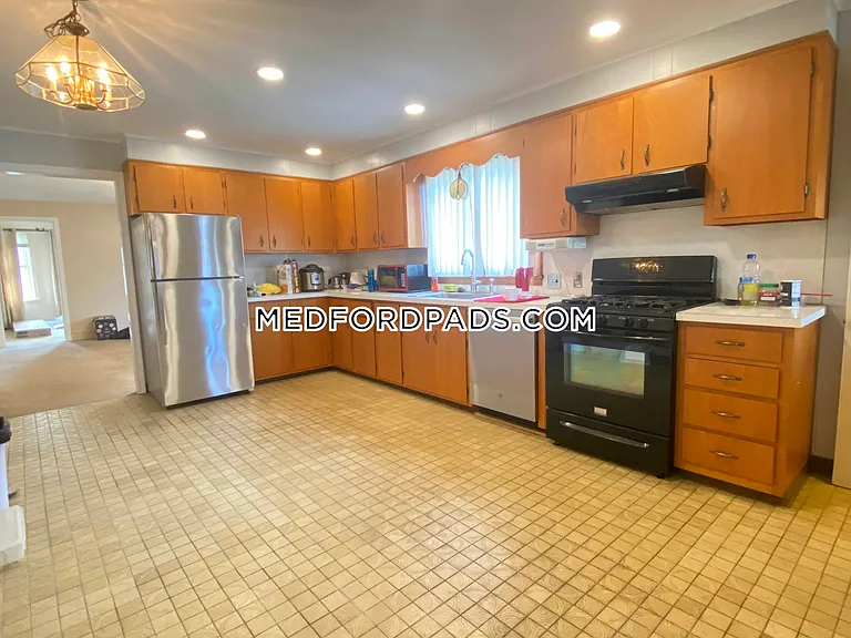 11 Bowdoin St #2 — Photo 16