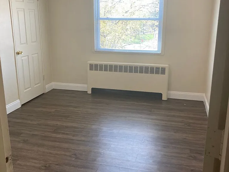 414 E Lincoln Ave — Photo 8
