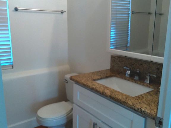 5th image of 3740-48 6th Ave