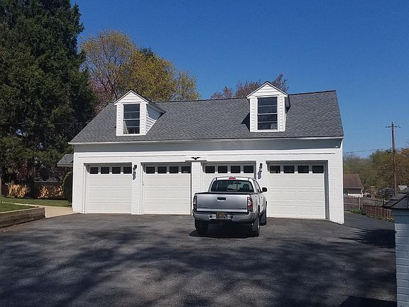 4th image of 2107 Walmsley Dr