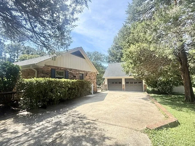 3 bed, 1540 sqft, $2,450 — Photo 2