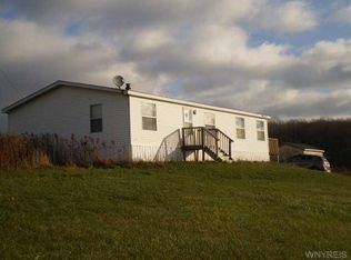 2180 Cheeseman Hill Rd, Delevan, NY 14042