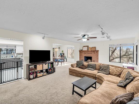 3rd image of 2719 S Canyon Cove Cir