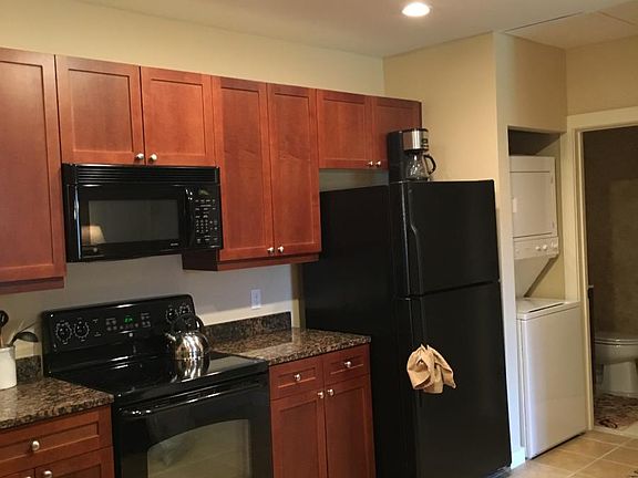 5th image of 965 Registry Blvd