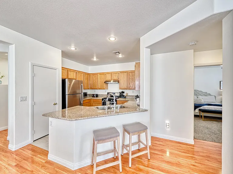 9772 Ridgebluff Ave — Photo 20