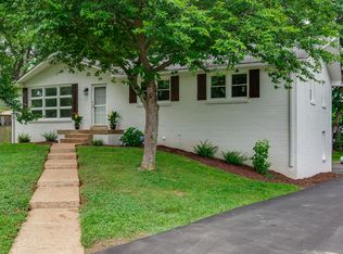 640 Vivian Dr, Nashville, TN 37211