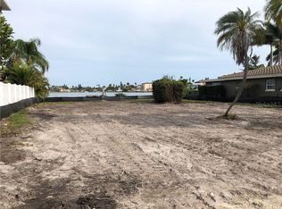 16325 Redington Dr, Redington Beach, FL 33708