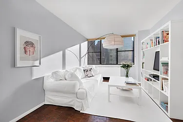 Rented by Cooper & Cooper Real Estate