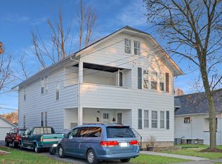 904 Lafayette St, Aurora, IL 60505