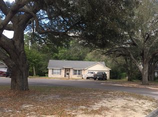 2756 Dove Haven Ln, Navarre, FL 32566