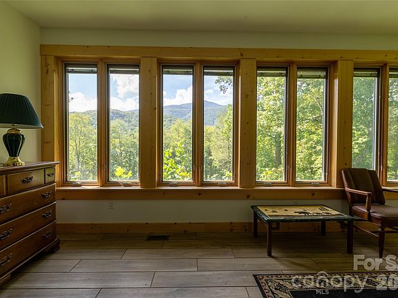 4th image of 2099 S Toe River Rd