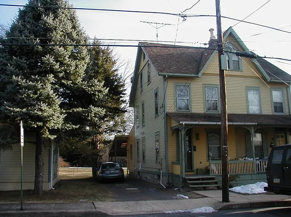 132 E Marshall Ave, Langhorne, PA 19047